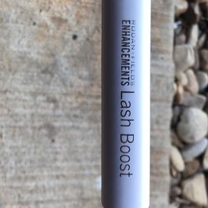 Rodan fields lash boost